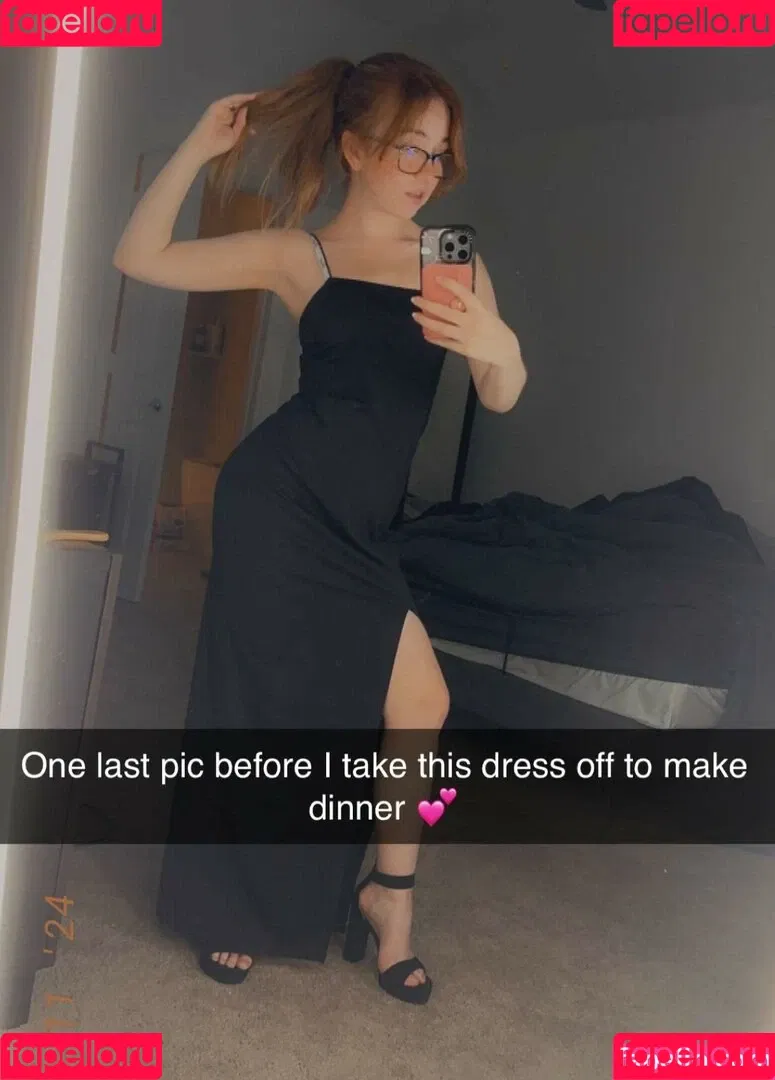 Lyssaurora Onlyfans Photo Gallery 