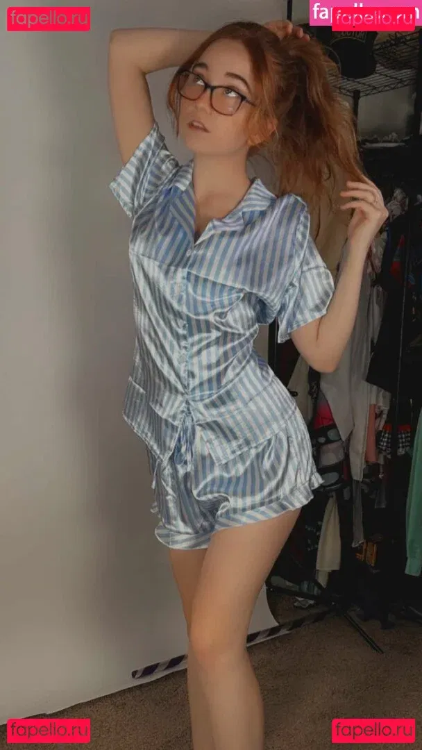 Lyssaurora Onlyfans Photo Gallery 