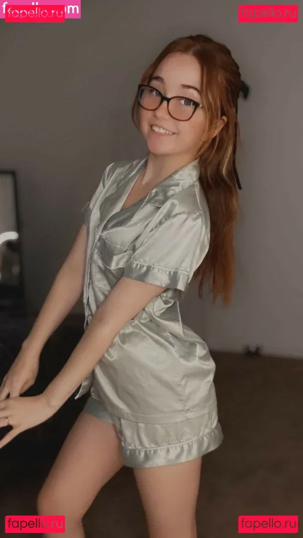 Lyssaurora Onlyfans Photo Gallery 