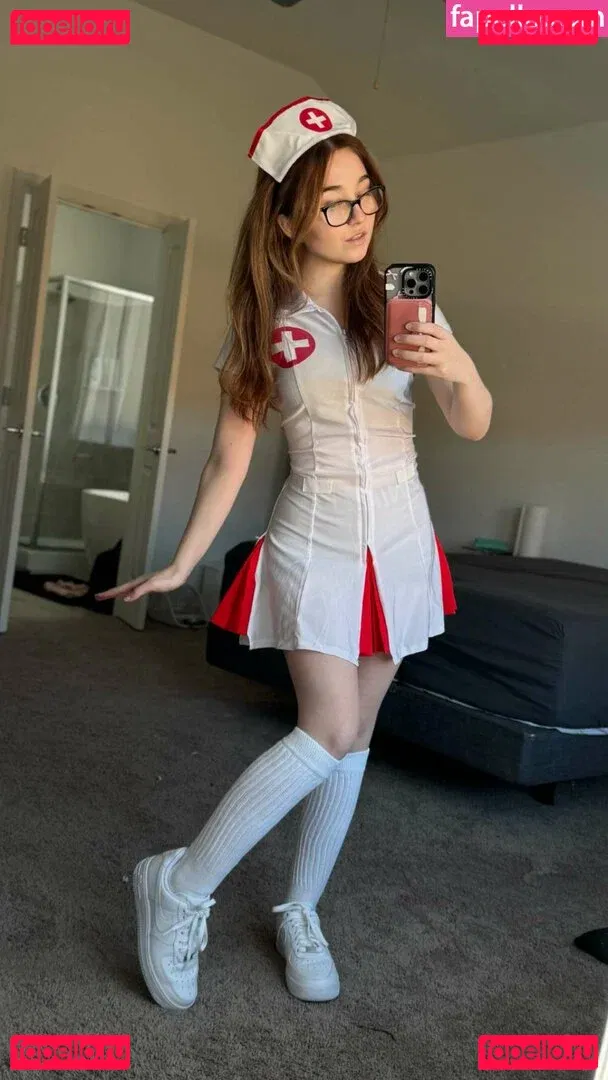 Lyssaurora Onlyfans Photo Gallery 