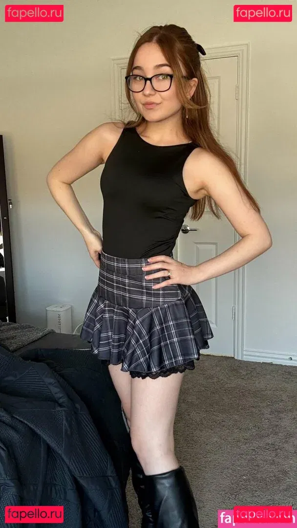 Lyssaurora Onlyfans Photo Gallery 