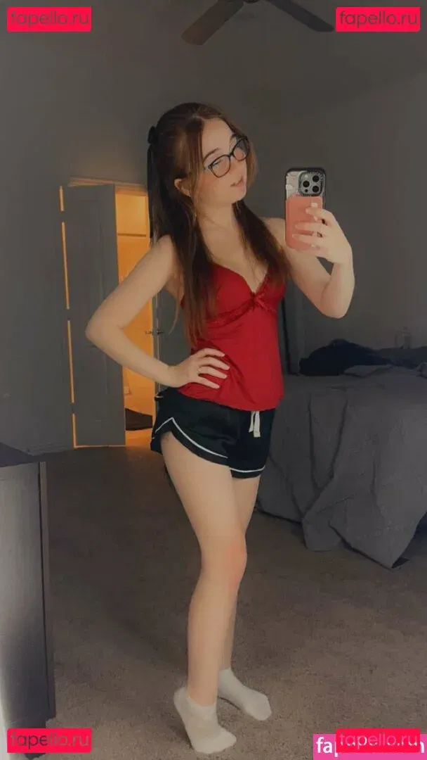 Lyssaurora Onlyfans Photo Gallery 