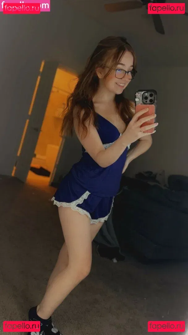 Lyssaurora Onlyfans Photo Gallery 