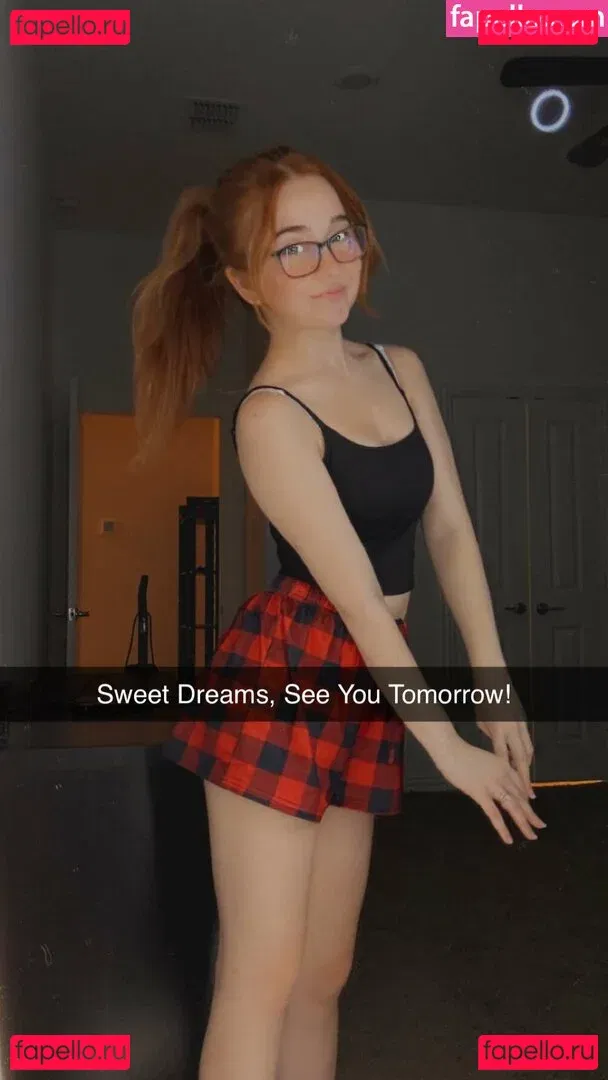 Lyssaurora Onlyfans Photo Gallery 