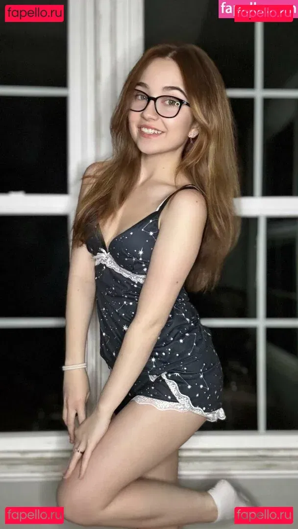 Lyssaurora Onlyfans Photo Gallery 