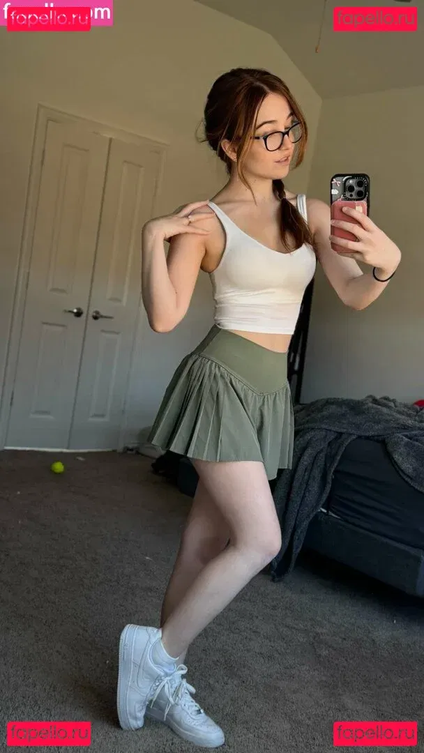 Lyssaurora Onlyfans Photo Gallery 