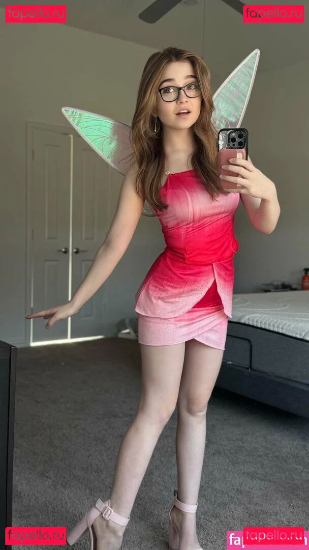 Lyssaurora Onlyfans Photo Gallery 