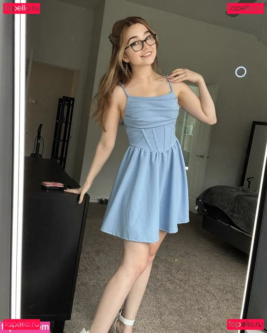 Lyssaurora Onlyfans Photo Gallery 