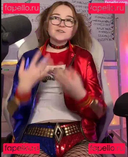 Lyssaurora Onlyfans Photo Gallery 