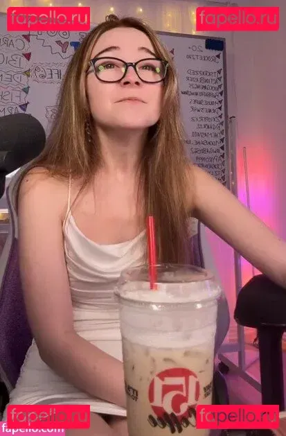 Lyssaurora Onlyfans Photo Gallery 