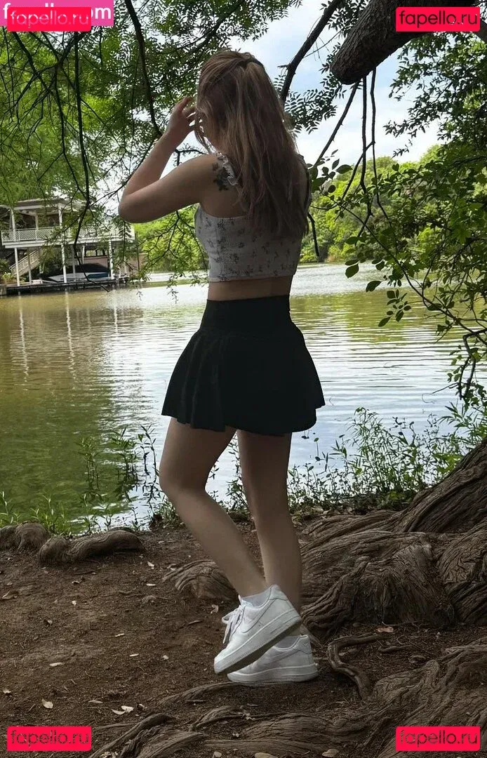 Lyssaurora Onlyfans Photo Gallery 