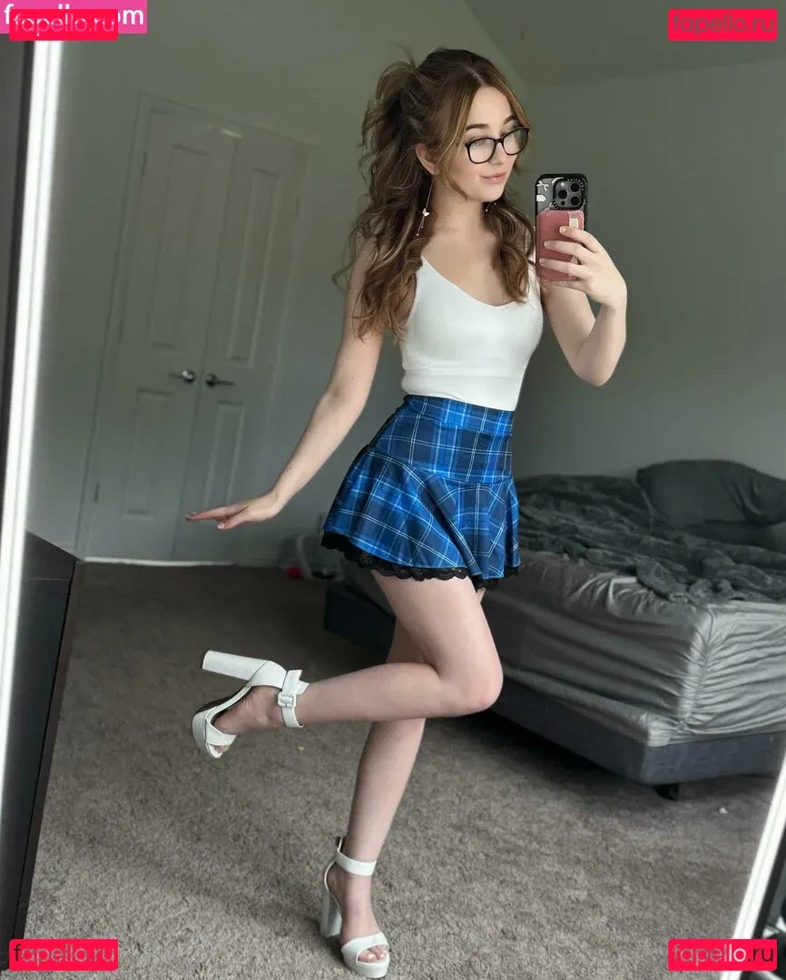 Lyssaurora Onlyfans Photo Gallery 