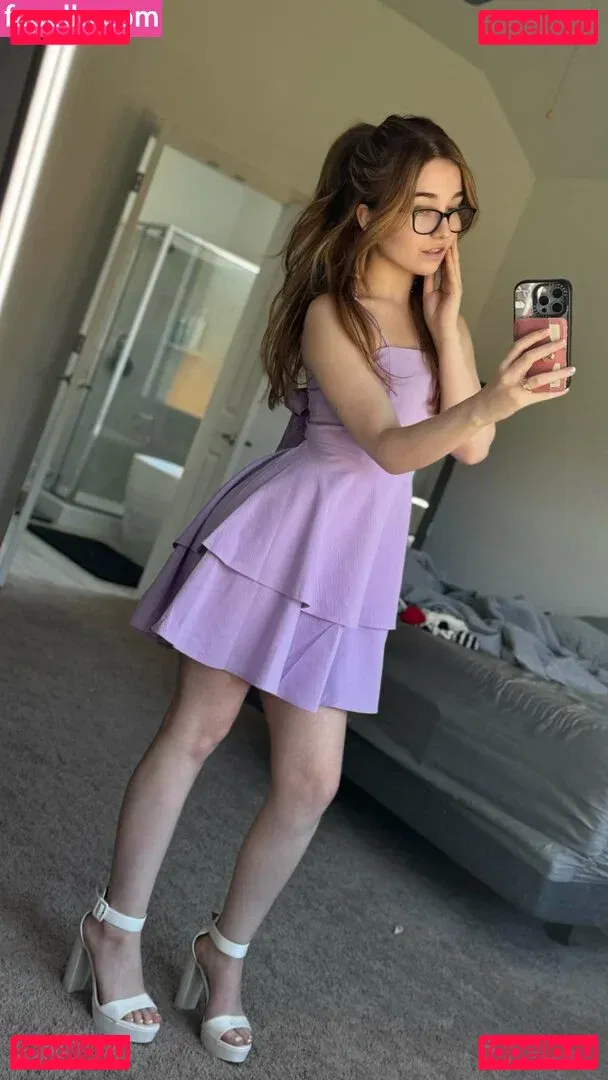 Lyssaurora Onlyfans Photo Gallery 