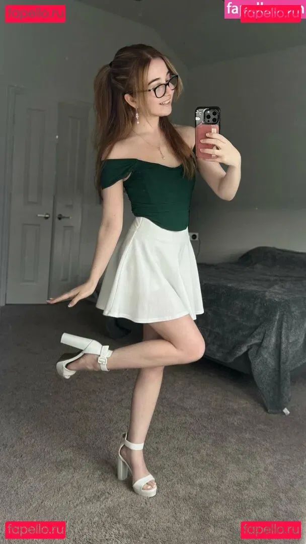 Lyssaurora Onlyfans Photo Gallery 