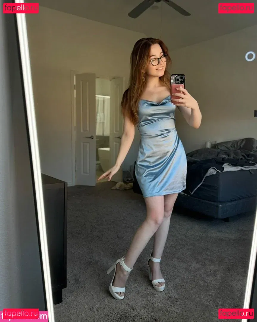 Lyssaurora Onlyfans Photo Gallery 