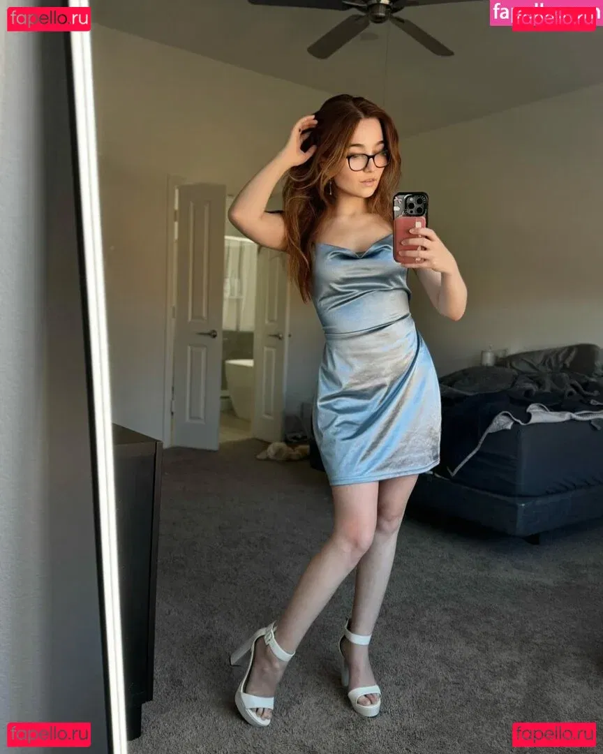 Lyssaurora Onlyfans Photo Gallery 