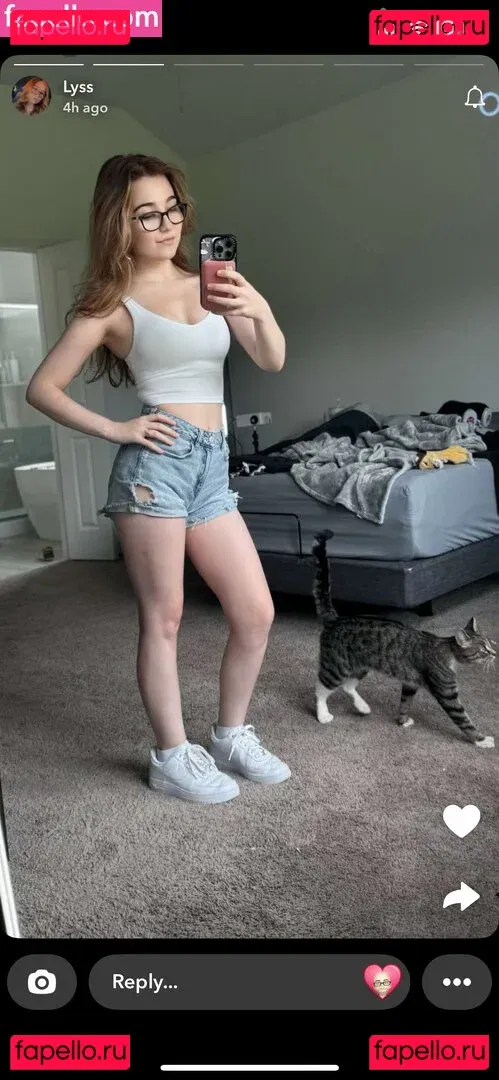 Lyssaurora Onlyfans Photo Gallery 