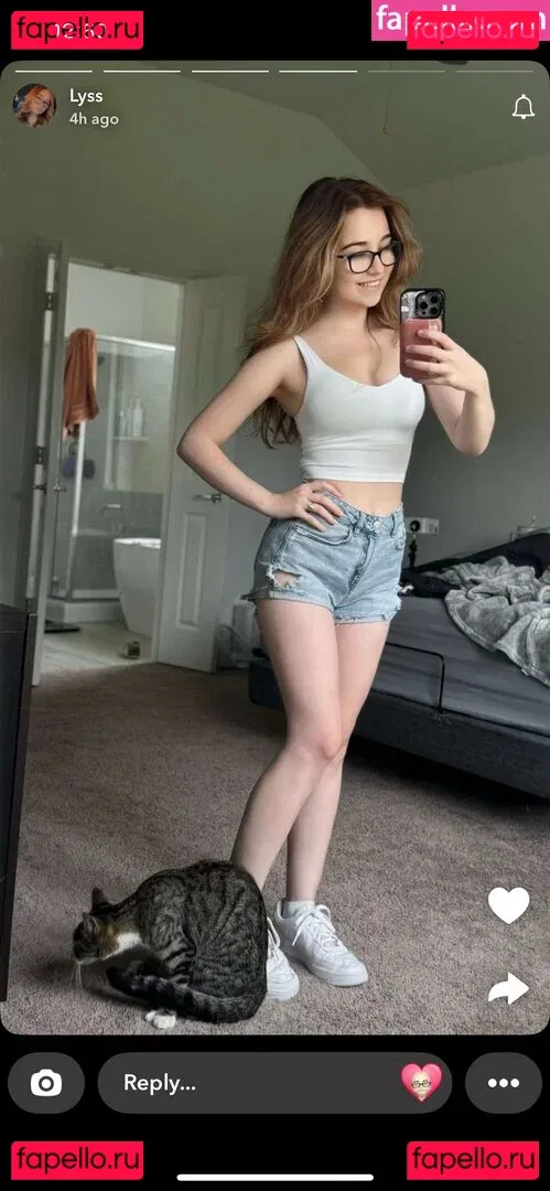 Lyssaurora Onlyfans Photo Gallery 