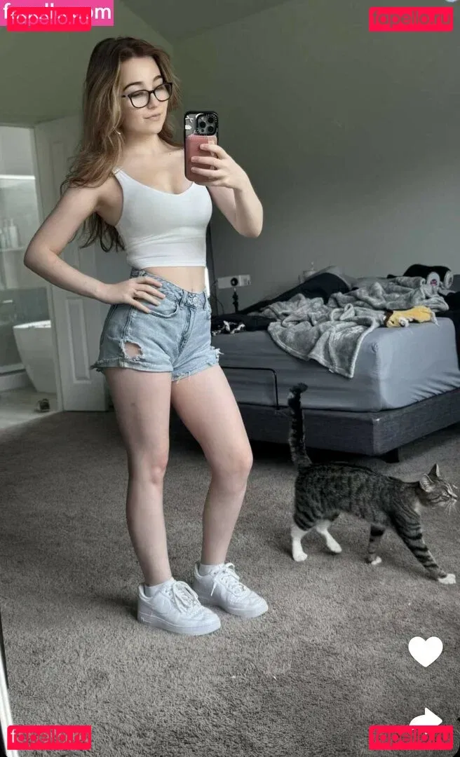 Lyssaurora Onlyfans Photo Gallery 