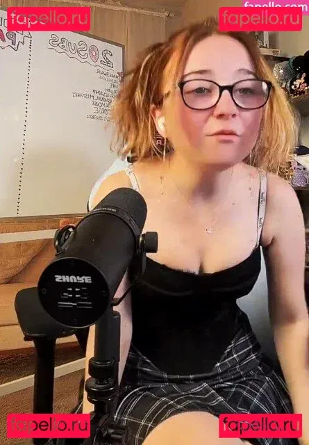 Lyssaurora Onlyfans Photo Gallery 