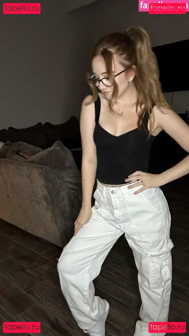 Lyssaurora Onlyfans Photo Gallery 