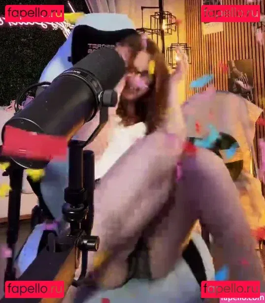 Lyssaurora Onlyfans Photo Gallery 