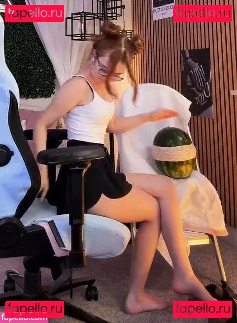 Lyssaurora Onlyfans Photo Gallery 