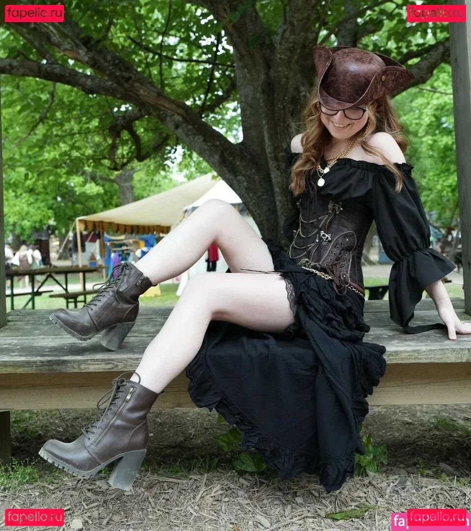 Lyssaurora Onlyfans Photo Gallery 