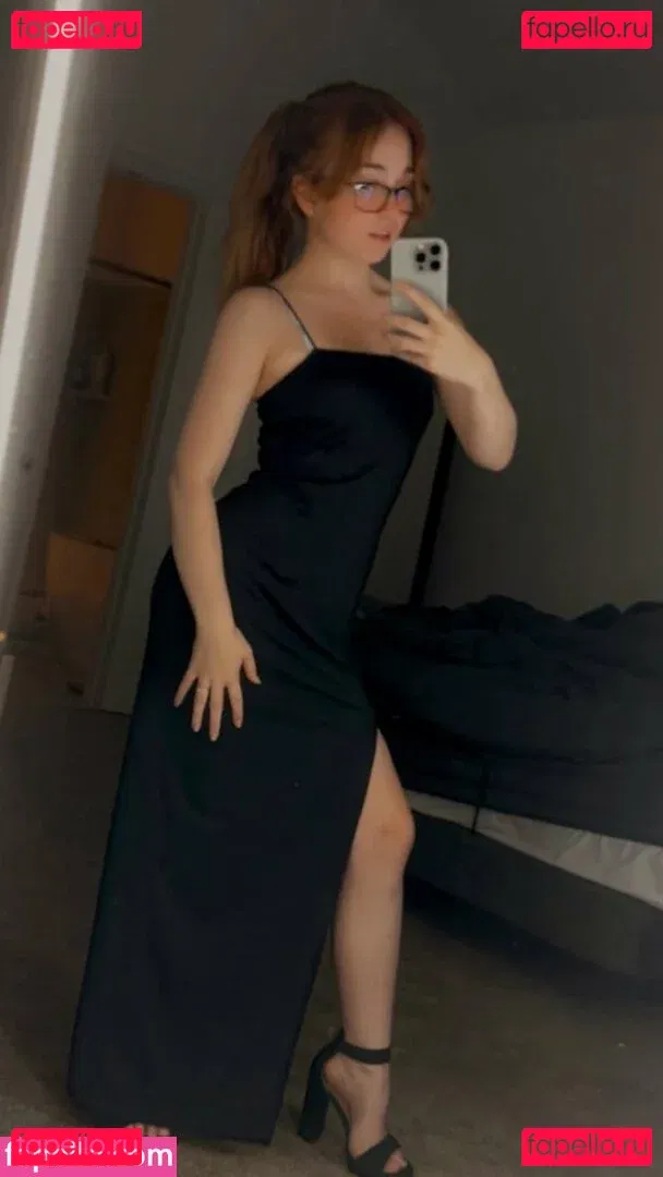 Lyssaurora Onlyfans Photo Gallery 