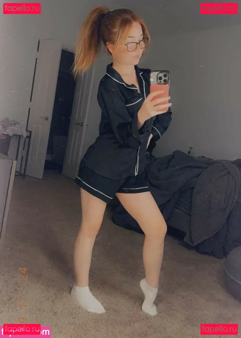 Lyssaurora Onlyfans Photo Gallery 