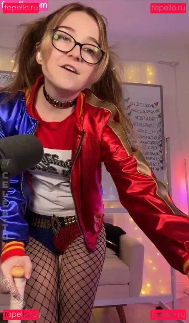 Lyssaurora Onlyfans Photo Gallery 