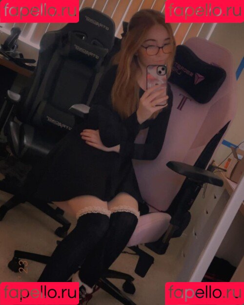 Lyssaurora Onlyfans Photo Gallery 