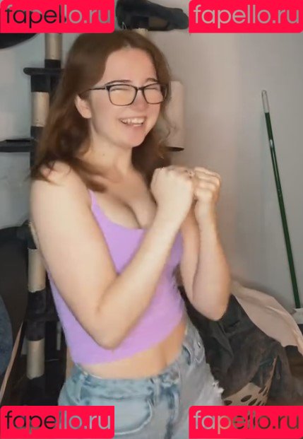 Lyssaurora Onlyfans Photo Gallery 