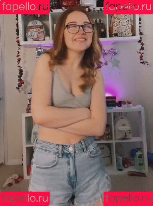 Lyssaurora Onlyfans Photo Gallery 