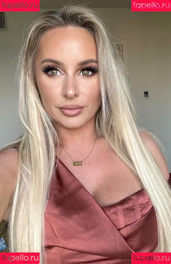 Alicia Lacao Onlyfans Photo Gallery 