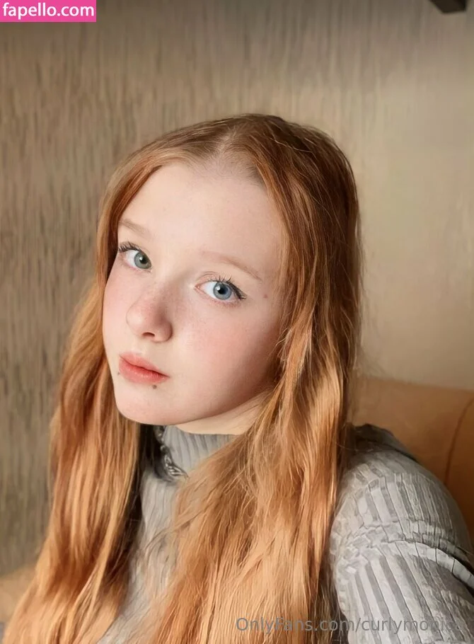 curlymonica Onlyfans Photo Gallery 