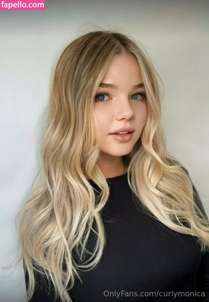 curlymonica Onlyfans Photo Gallery 