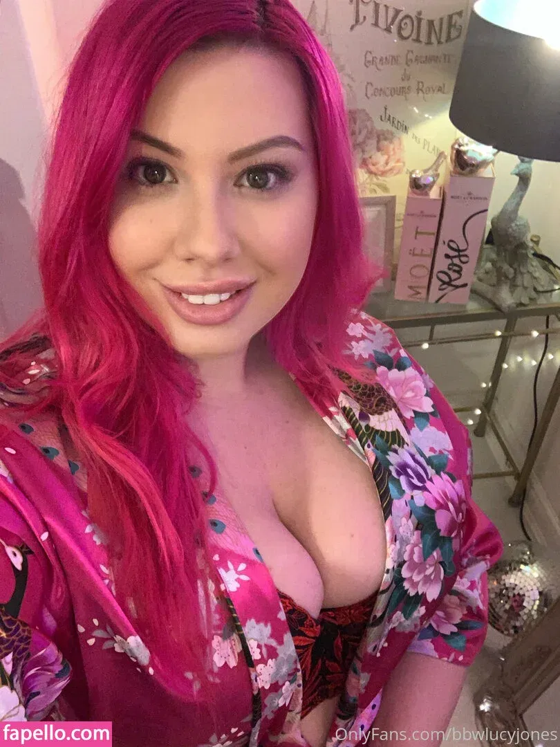 lucy-jones Onlyfans Photo Gallery 