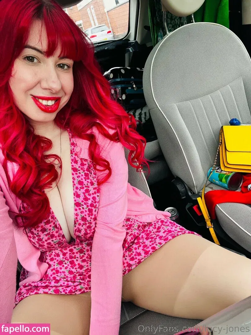 lucy-jones Onlyfans Photo Gallery 