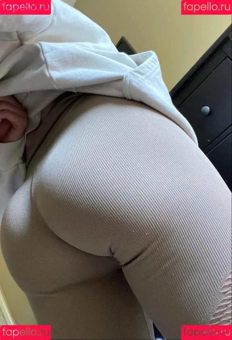 Alex Cooper Onlyfans Photo Gallery 