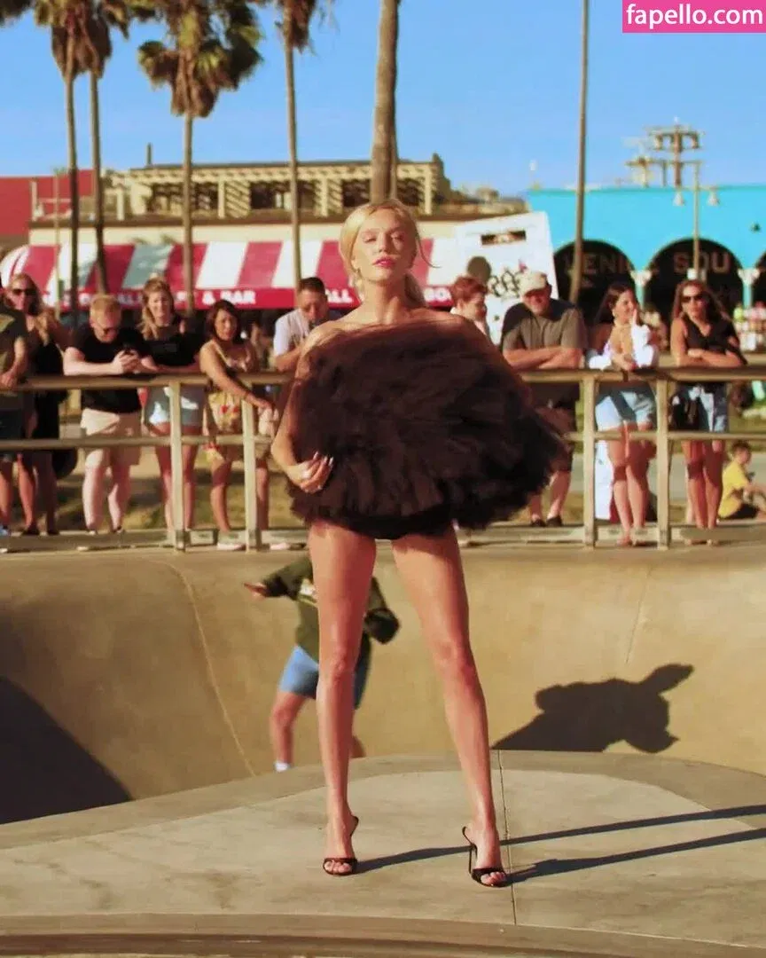 Alex Cooper Onlyfans Photo Gallery 