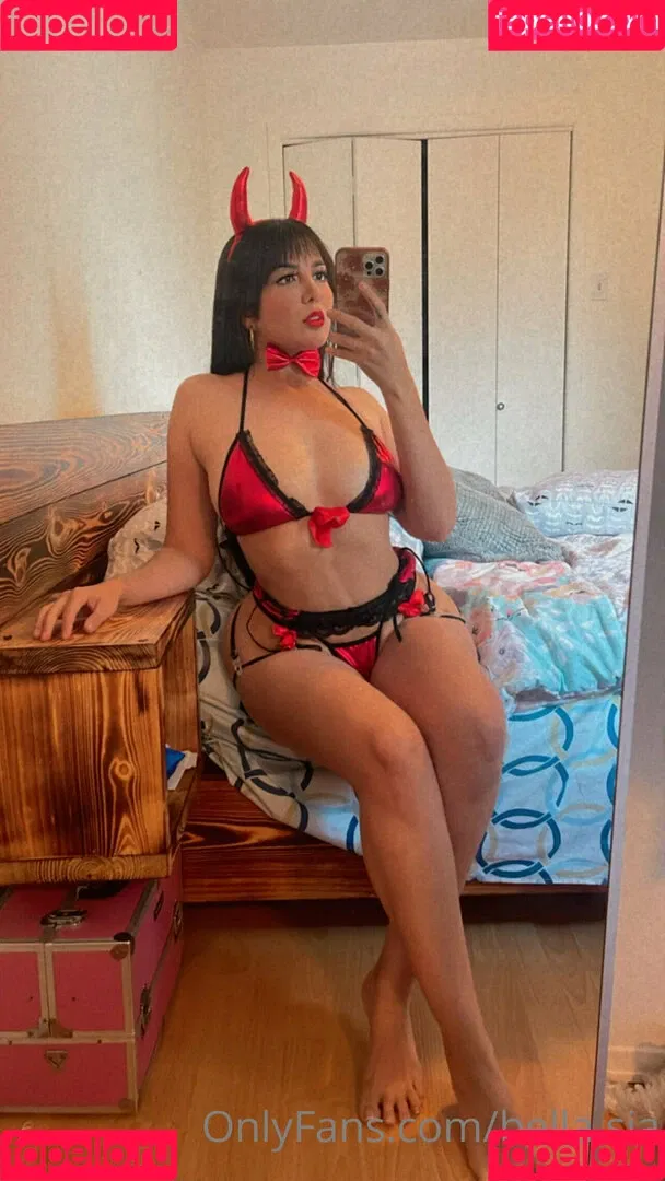 bella.sia Onlyfans Photo Gallery 