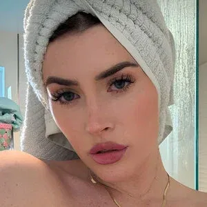 Keep Chambers Onlyfans Photo Gallery 