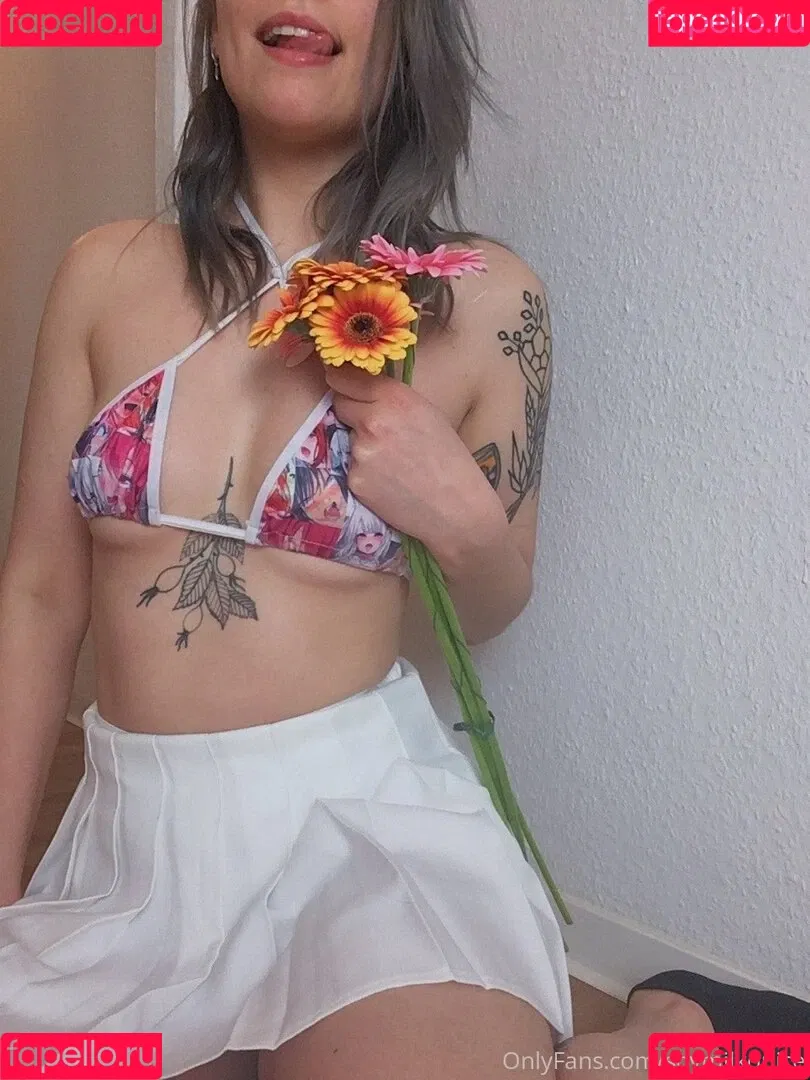 Soymilkonice Onlyfans Photo Gallery 