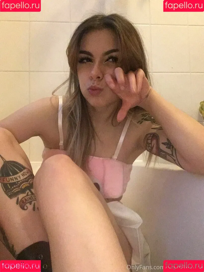 Soymilkonice Onlyfans Photo Gallery 