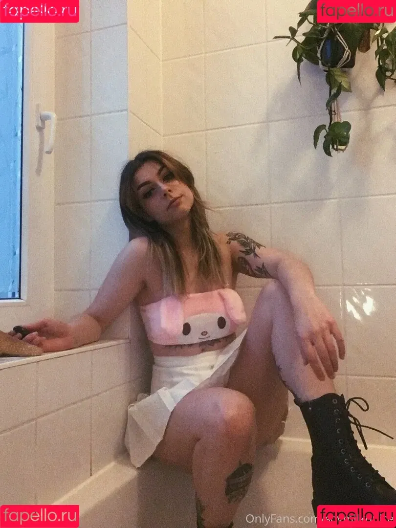 Soymilkonice Onlyfans Photo Gallery 
