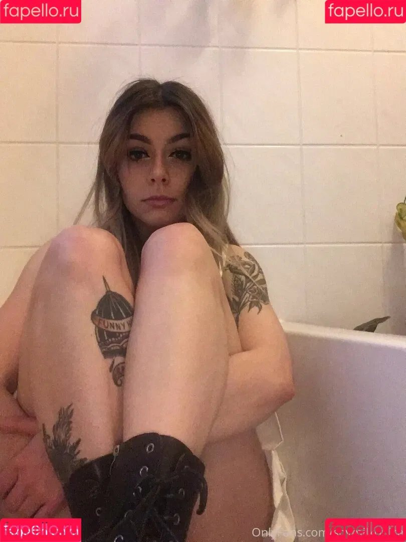 Soymilkonice Onlyfans Photo Gallery 