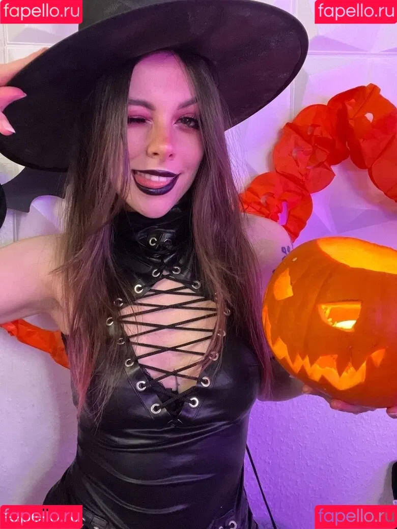 Soymilkonice Onlyfans Photo Gallery 