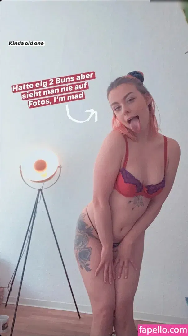 Soymilkonice Onlyfans Photo Gallery 