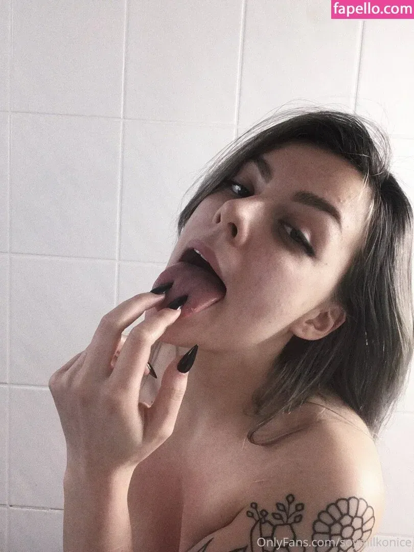 Soymilkonice Onlyfans Photo Gallery 